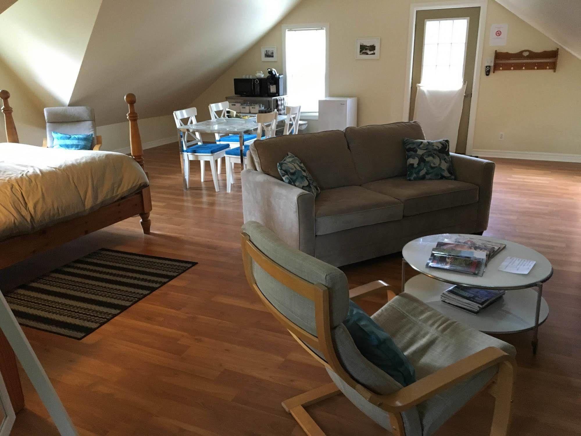 Merrickville Guest Suites Dış mekan fotoğraf