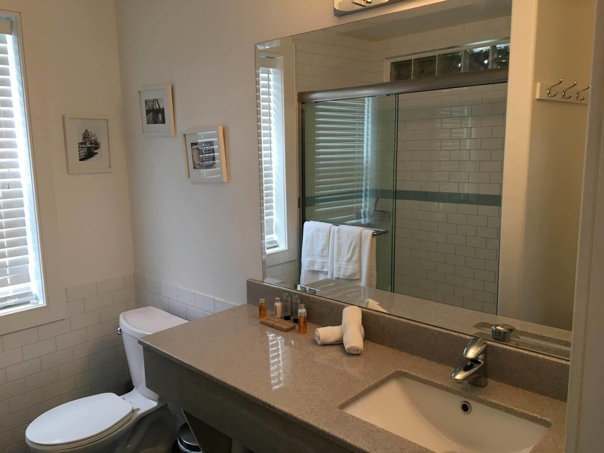 Merrickville Guest Suites Dış mekan fotoğraf